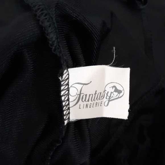 VTG Fantasy Plunge Lace Maxi Gown - Picture 6 of 7